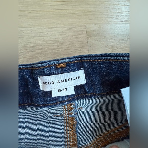 Good American ALWAYS FITS GOOD LEGS FLARE JEANS - Picture 2 of 8